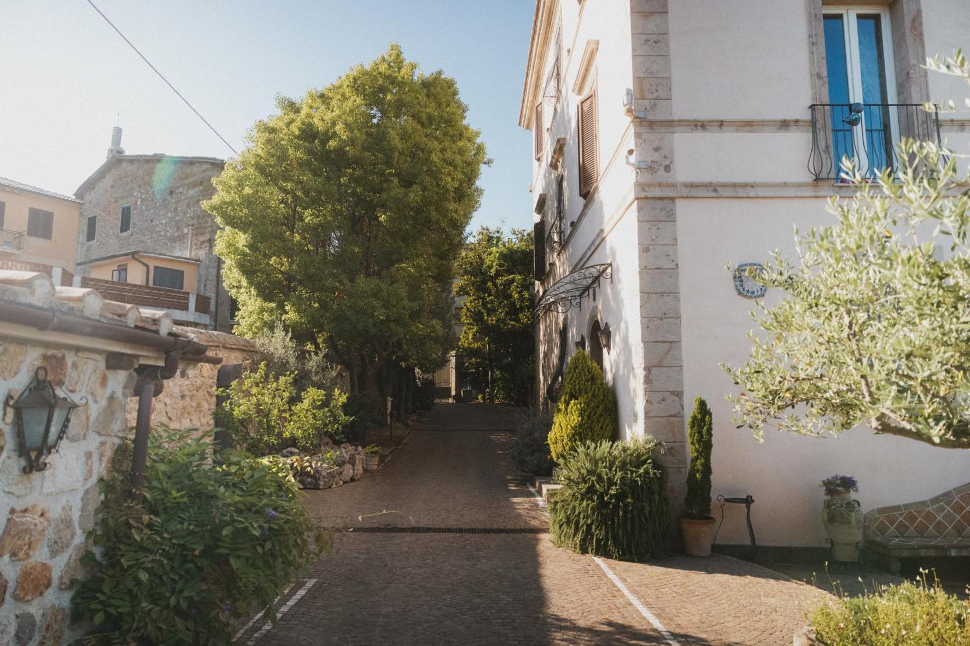 Villa Clodia Relais Manziana ภายนอก รูปภาพ